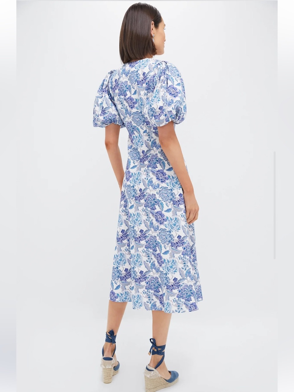 Hyacinth House Steel Blue Floral Brody Puff Sleeve Midi Dress - Medium - Picture 2 of 12